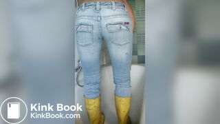 Alexa diarrhea in jeans