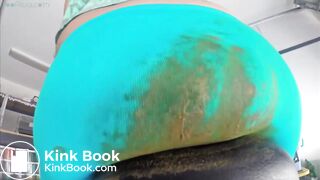 Shitting in yoga pant while riding cycle