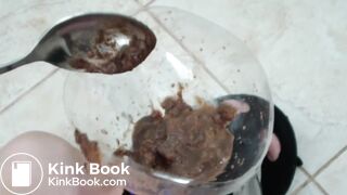 Scat feeding - video 2