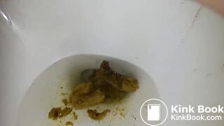 Korean girl pooping 4