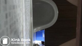 korean girl pooping hardtime