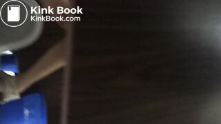 korean girl pooping hardtime