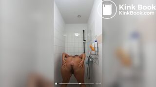 Light skin bbw poops in shower