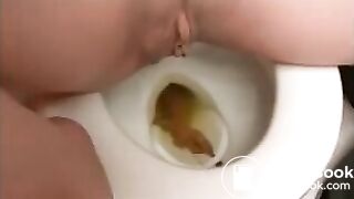 Sexy pooping - video 168