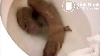 Sexy pooping - video 161