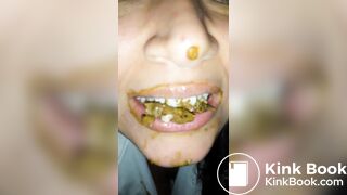 Amateur Shit Eating Woman 2