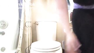 sexy ... pooping