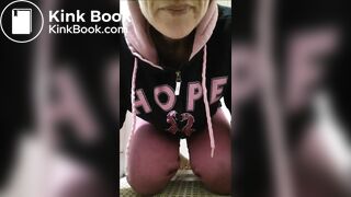 Hot Milf takes huge creamy dump