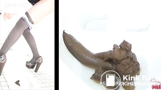 She has a pretty asshole