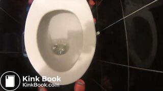 Pooping girl - video 54