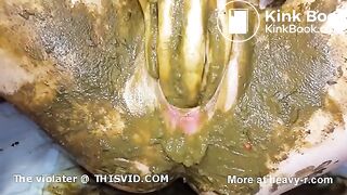 Shit filled pussy fisting