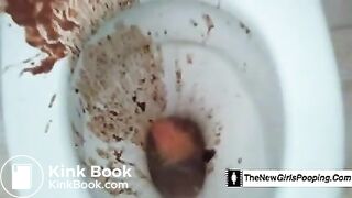 russian girl toilet mess