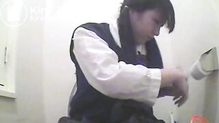 Big panty poop on the toilette