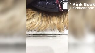 Loud poop on restaurant spycam