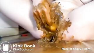 Fisting shit filled pussy