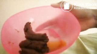 ebony shitting - video 3