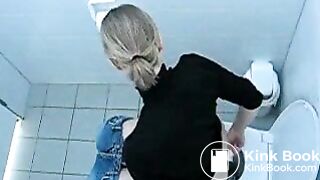 Stall Voyeur Pooping 2