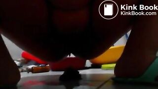 Korean girl shitting