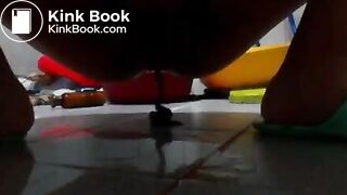 Korean girl shitting