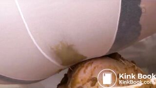 Jap Scat lesbian slave & pantypoop