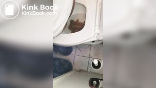 Ebony poop - video 19