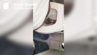 Ebony poop - video 19