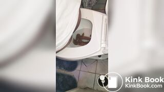 Ebony poop - video 19