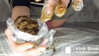 sexy Russian pooping - video 2