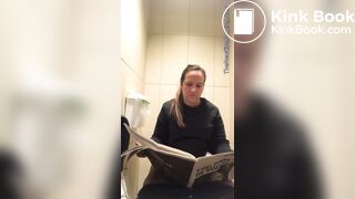 Showing after shitting