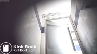 Vouyer Desperate Diarrhea