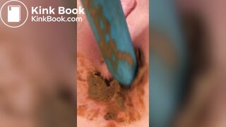 Girl Fucking the Shit Out of Her Ass