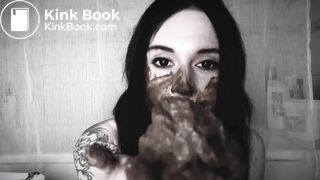 Sexy Betty eats shit