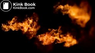 Dirty Pink Short pooping