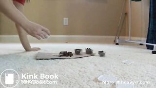 teeny pooping - video 2