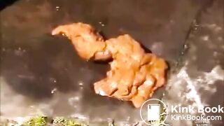 Japanese girls discreetly pooping outdoor