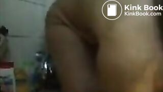 BBW TAKES A NICE SHIT