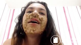 Latina Full Body Smearing and Eating