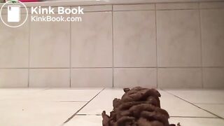 Girl pooping in thong - video 3