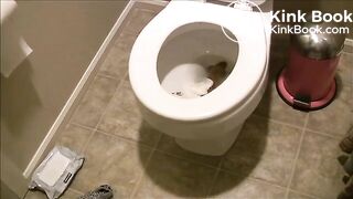 Sexy pooping - video 78