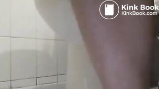 Asian girl Vlogging herself pooping