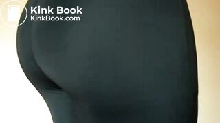 Girl poops her black lycra leggings