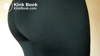 Girl poops her black lycra leggings