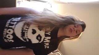 girl poop on cam