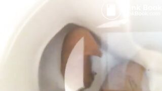 Hottie pooping - video 3