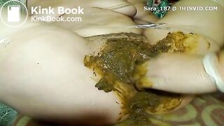 Chubby Russian Broads Scat Fisting Pussy On Webcam