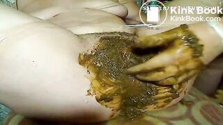 Chubby Russian Broads Scat Fisting Pussy On Webcam