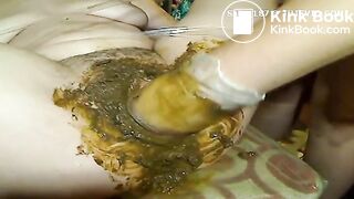 Chubby Russian Broads Scat Fisting Pussy On Webcam