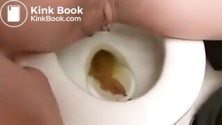 Sexy pooping - video 96