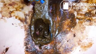 AC Stuffing Her Cunt With Shit