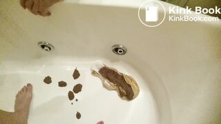 Pooping on panties maxipad
